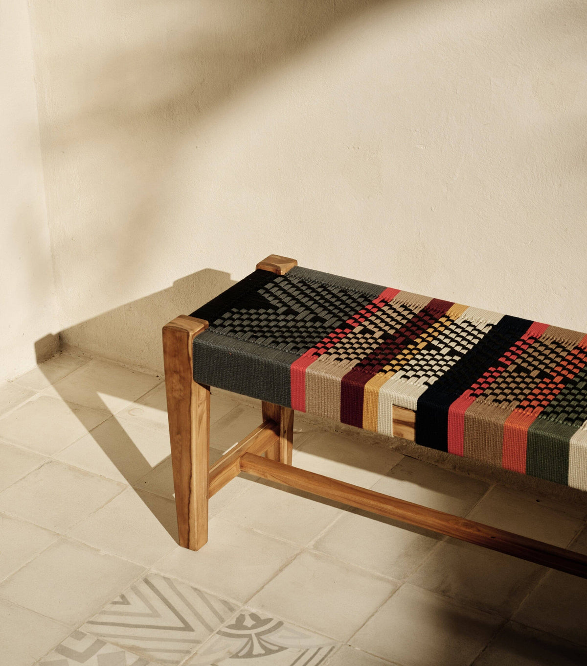 Natural / San Geronimo Pattern / 59" | Seats 3