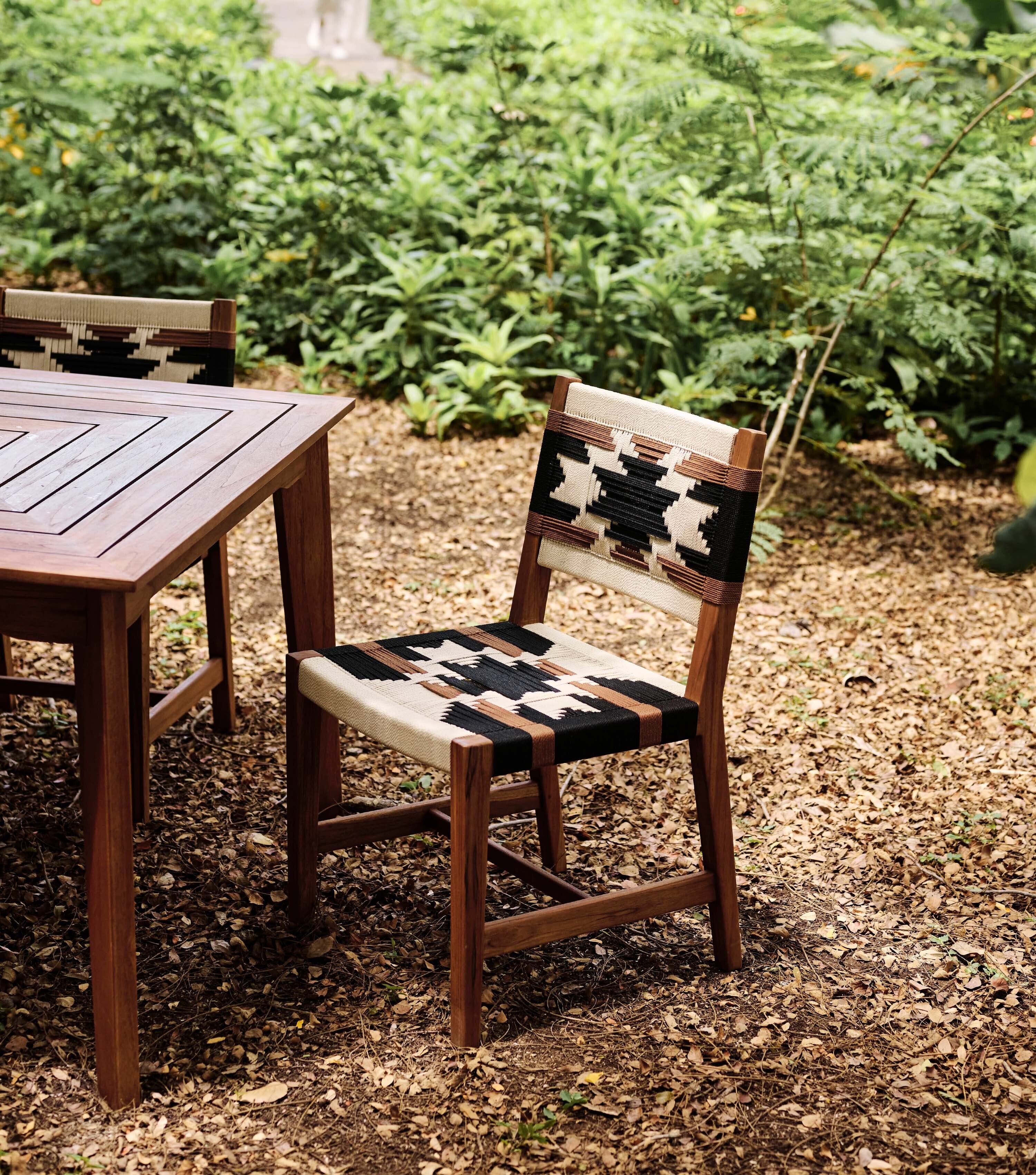 Sealed Teak / Atacama Pattern