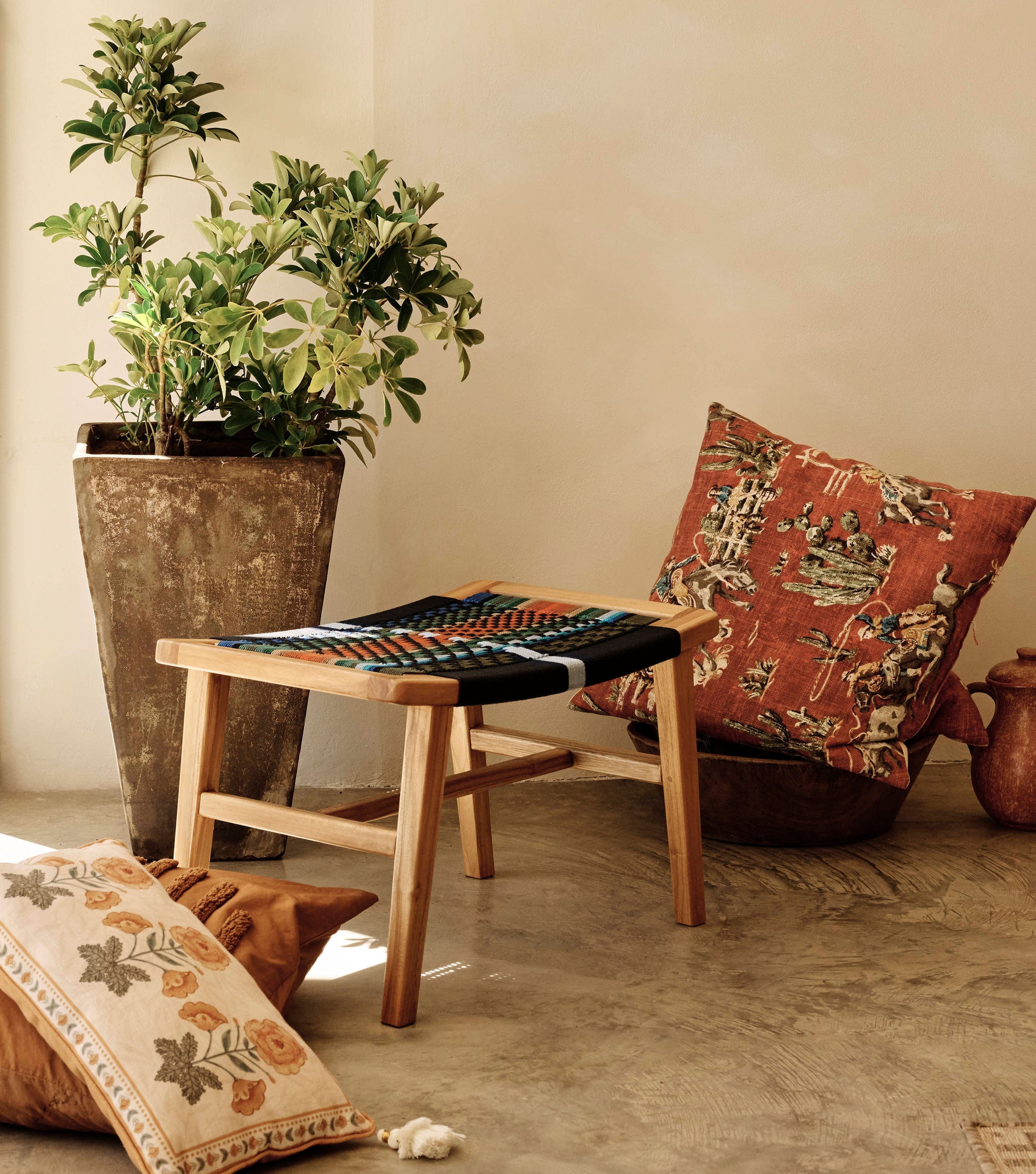 Natural / Mot Mot Pattern