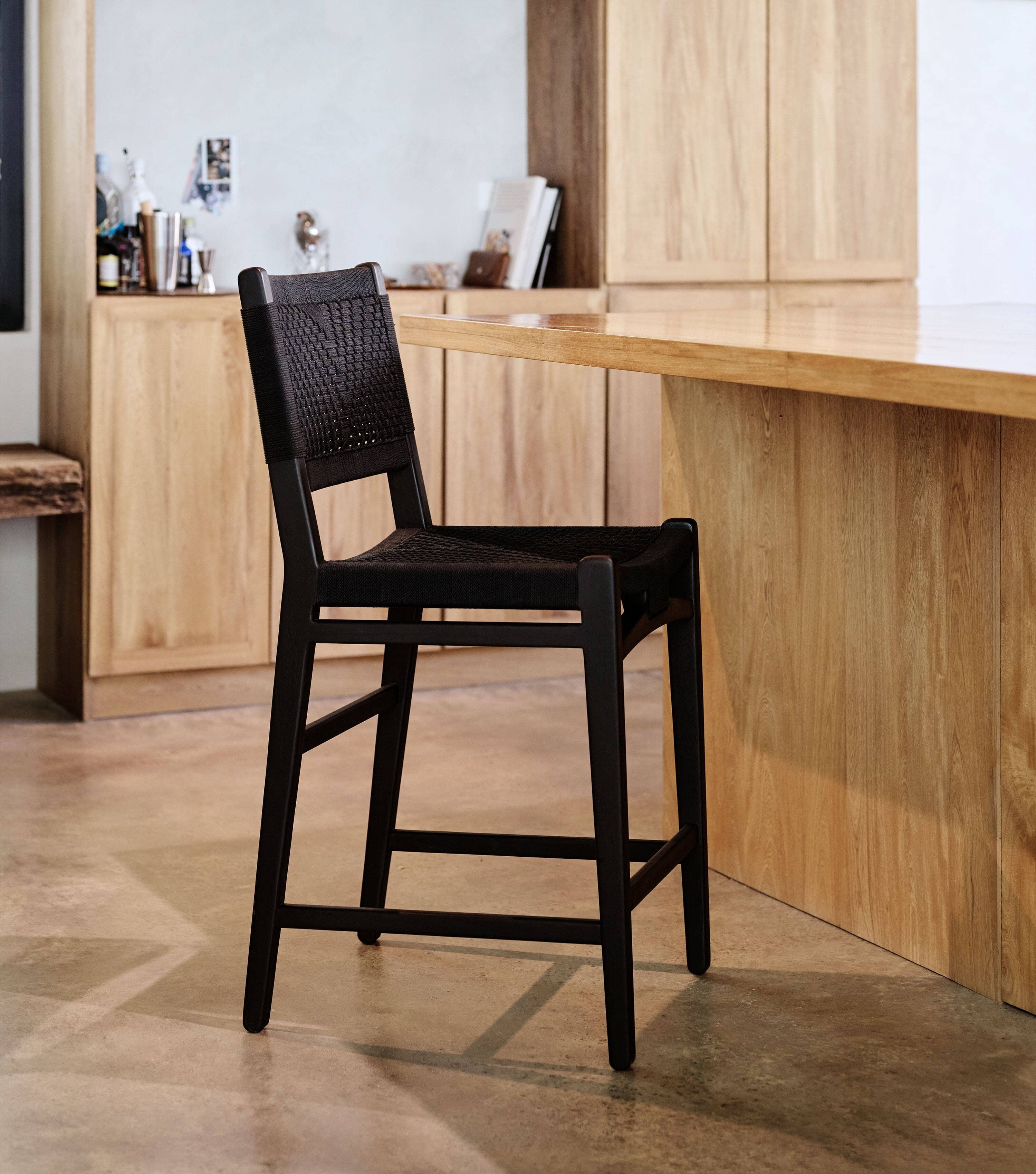 Charcoal / Black V Braided Cord / Counter