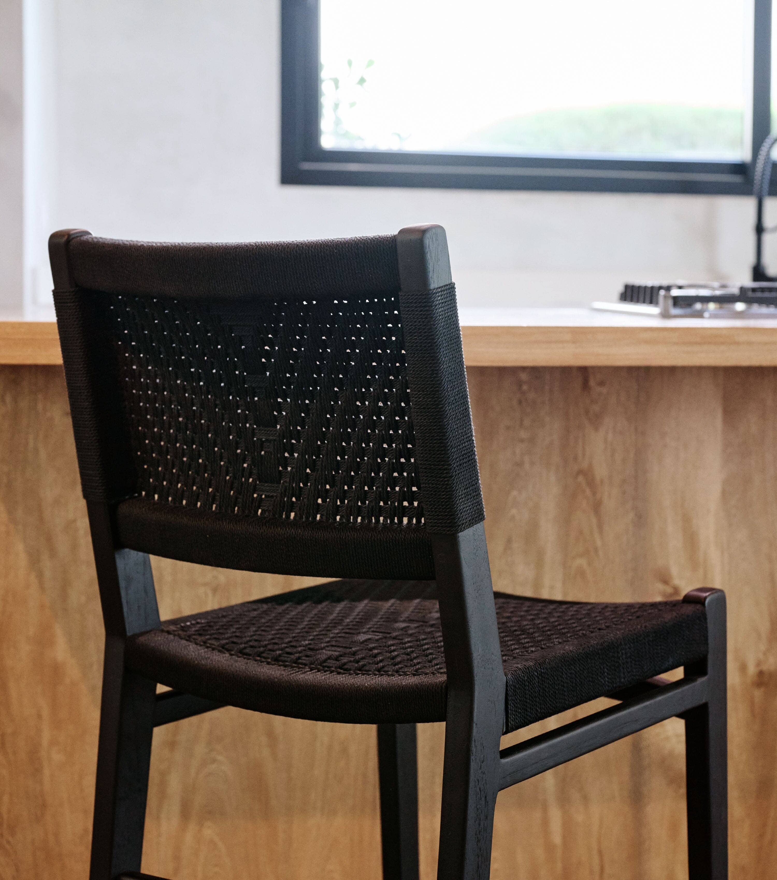 Charcoal / Black V Braided Cord / Counter