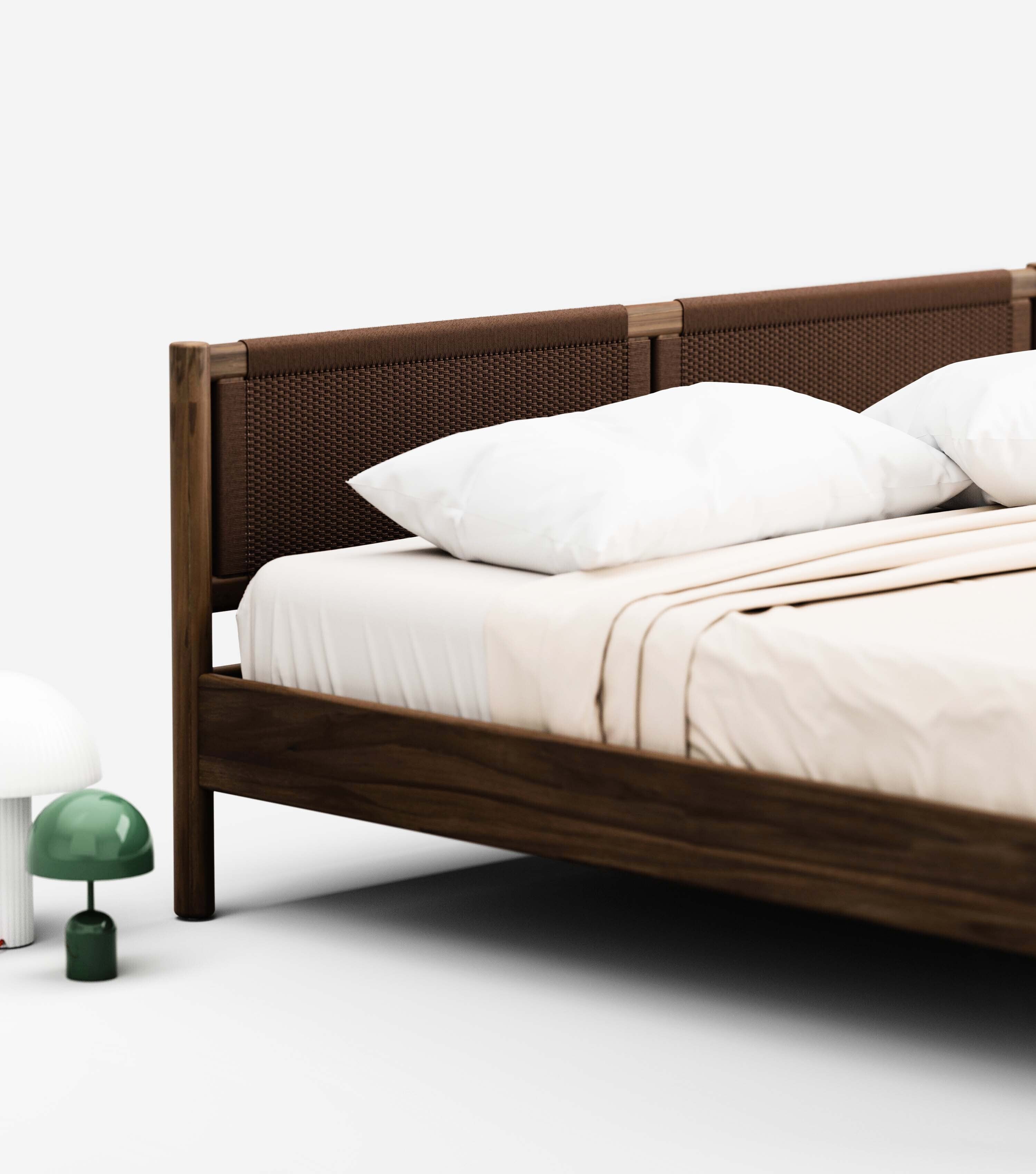 Coffee Teak / Chocolate Traditional Cord / King
