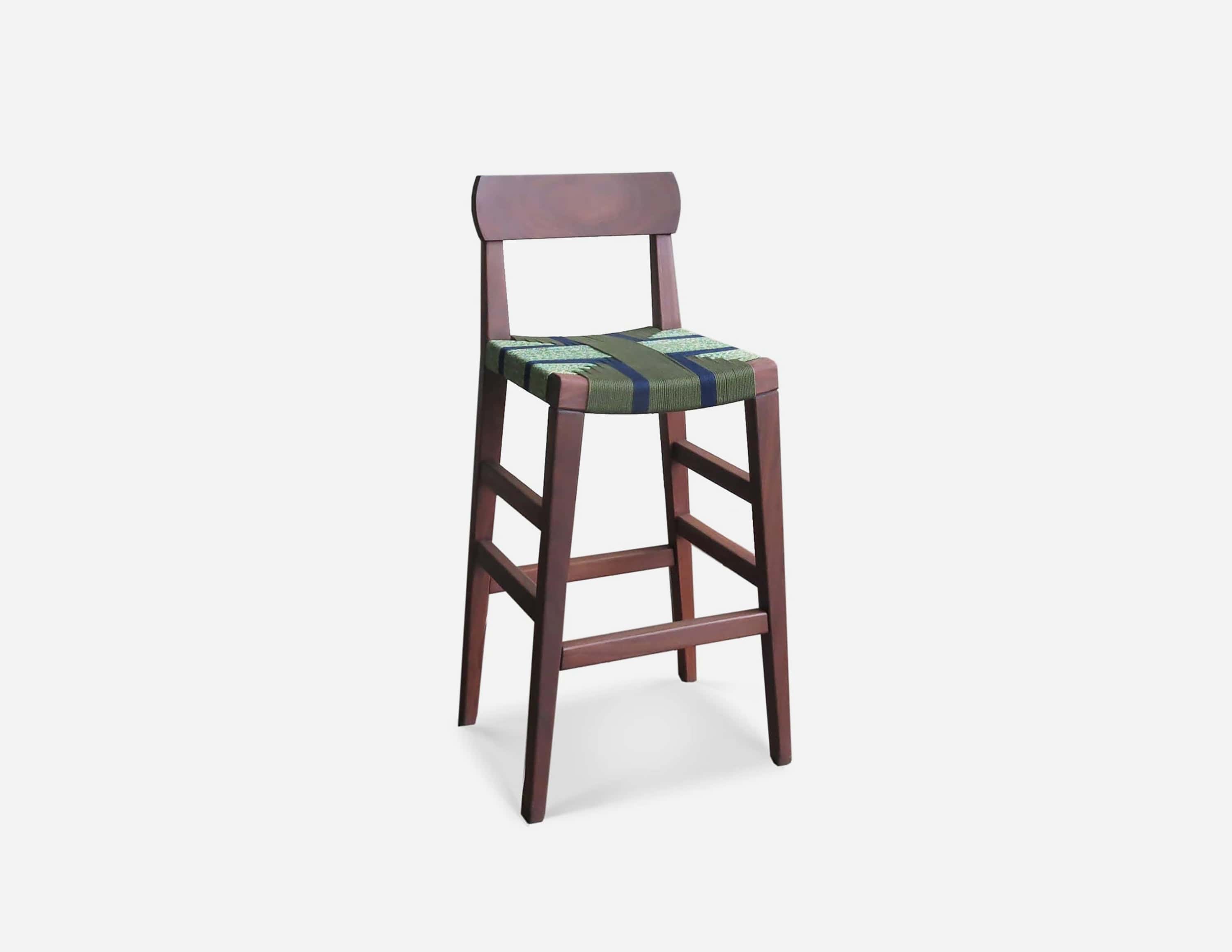 Walnut / Emerald Coast Manila / Bar Height