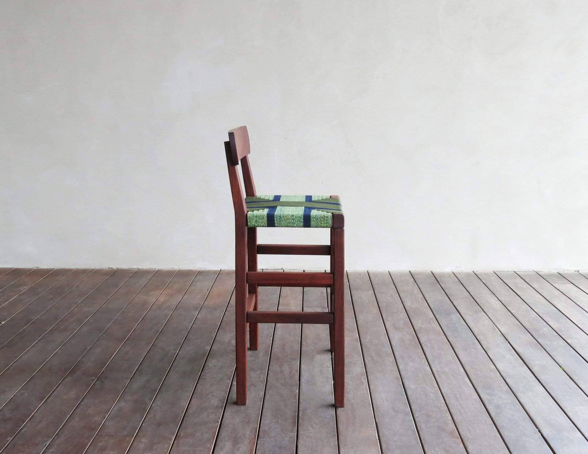 Walnut / Emerald Coast Manila / Counter Height